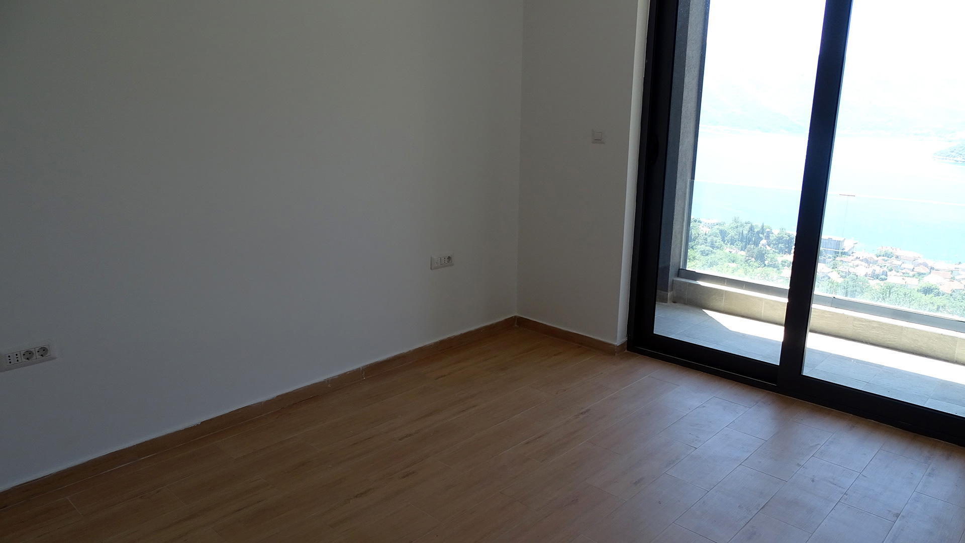 Apartments-for-Sale-Risan-111