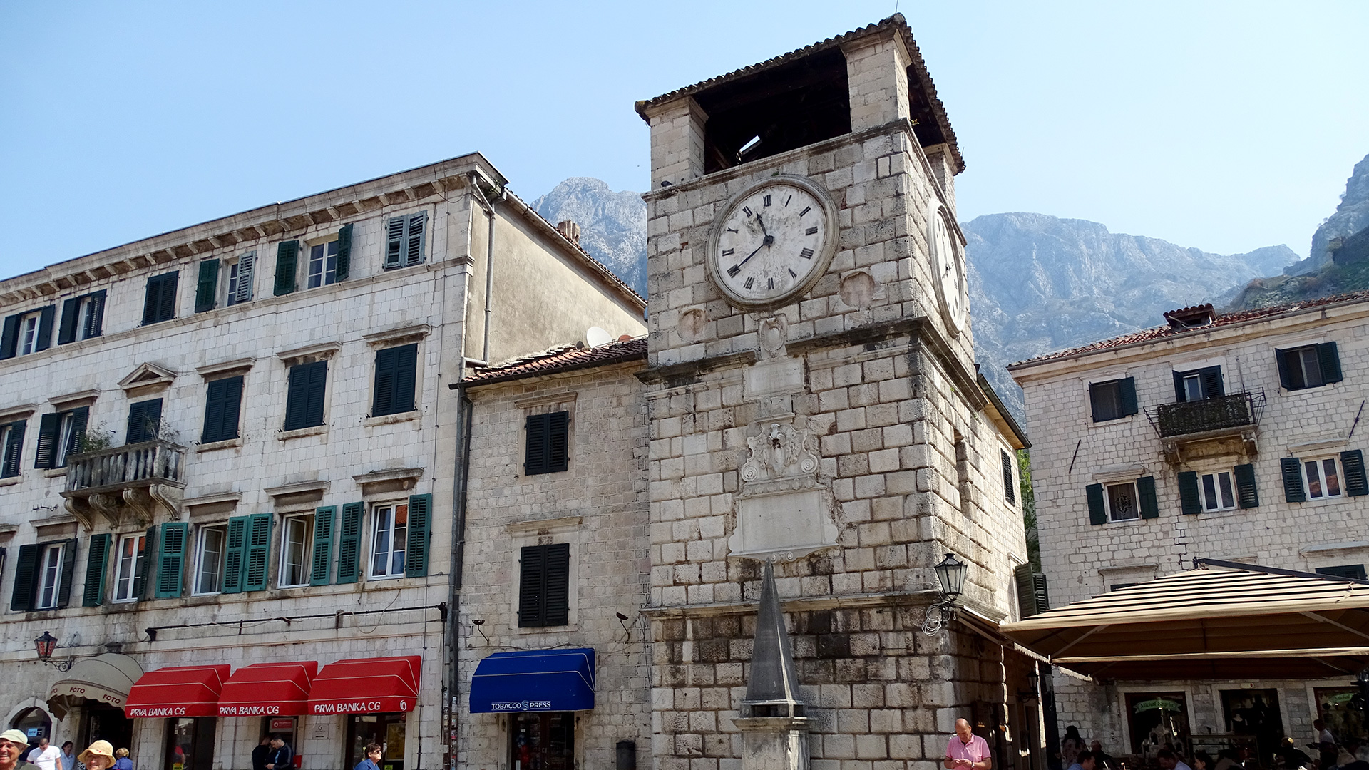 House-for-Reconstruction-in-Kotor-Old-Town-3-1
