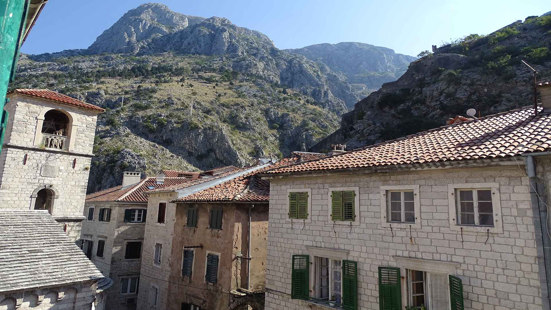 Kotor-Old-Town-Apartment-4