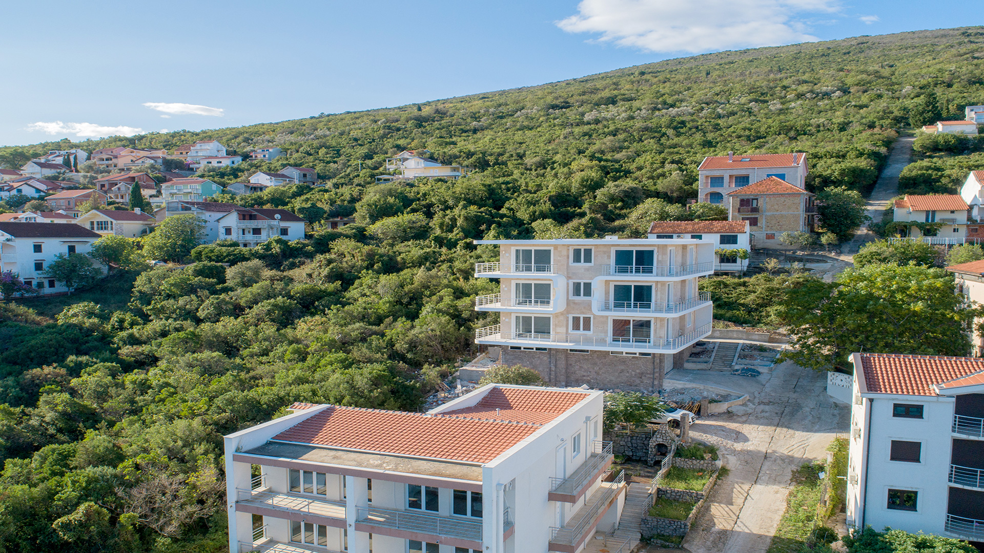 Luxury-Sea-View-Apartments-in-Krasici-11