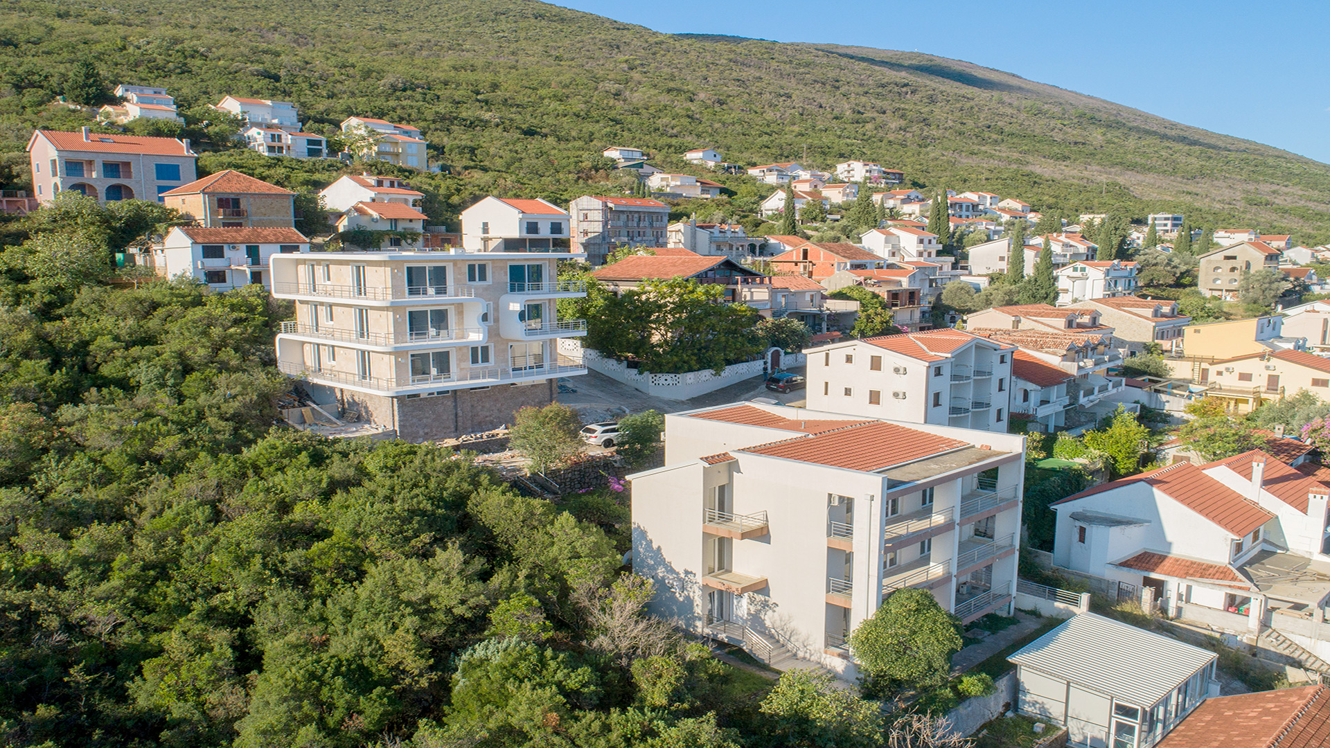 Luxury-Sea-View-Apartments-in-Krasici-4