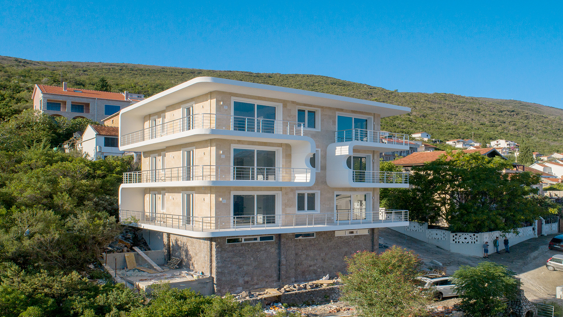 Luxury-Sea-View-Apartments-in-Krasici-9
