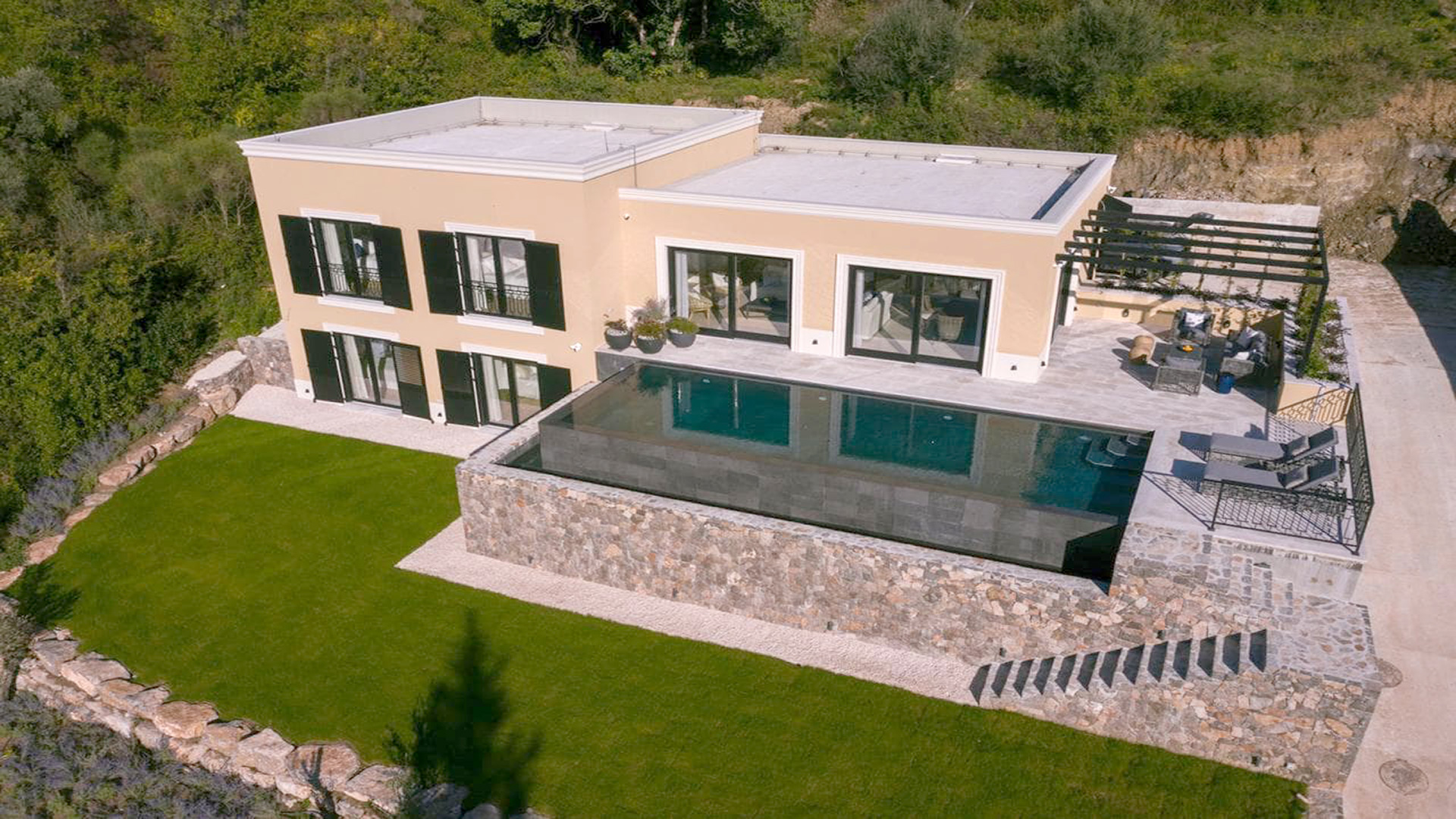 Modern-Villa-for-Sale-in-Tivat-2