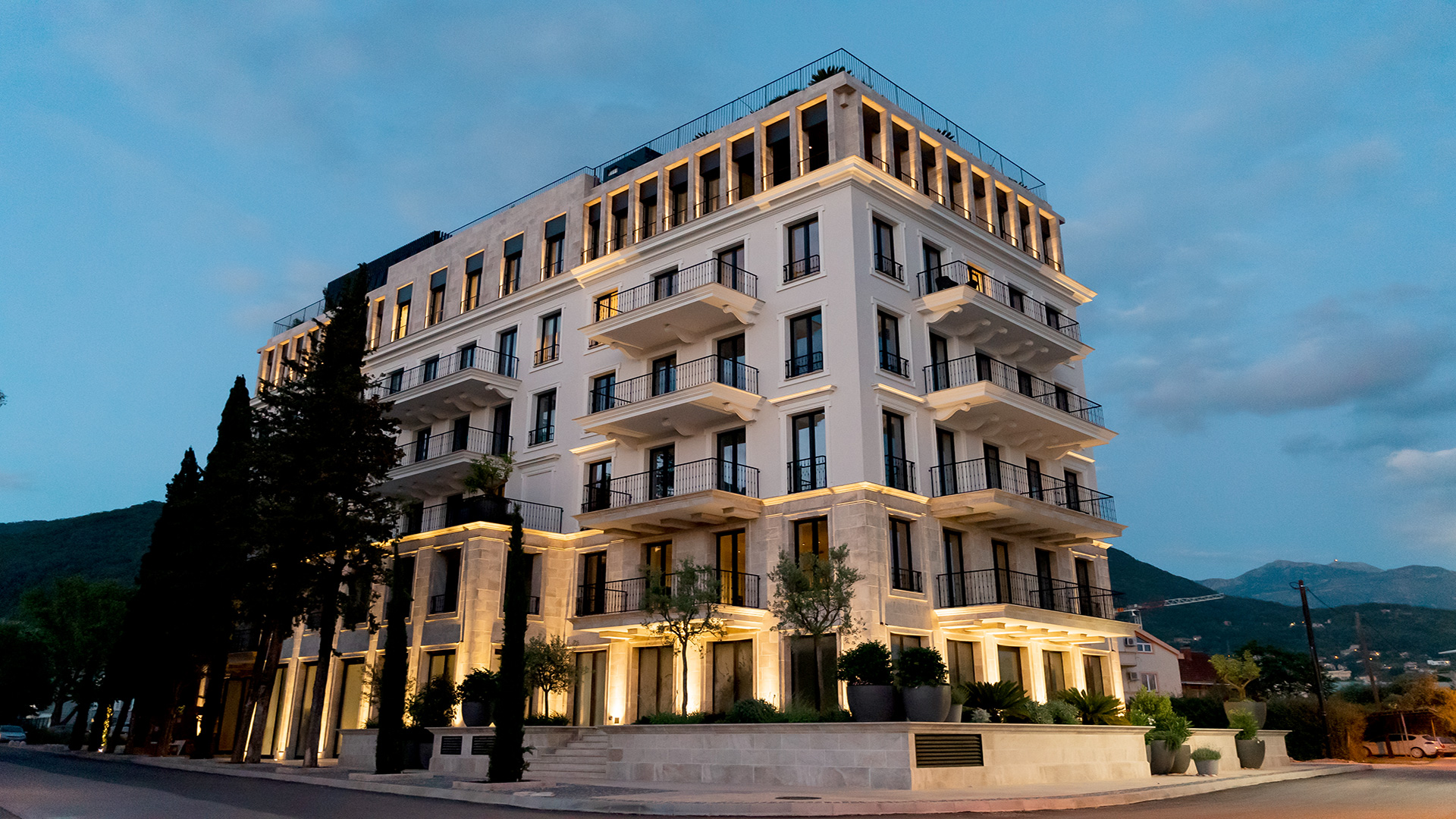Porto Palace Apartments For Sale-3
