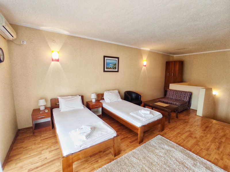 Hotel For Sale In Budva (3)