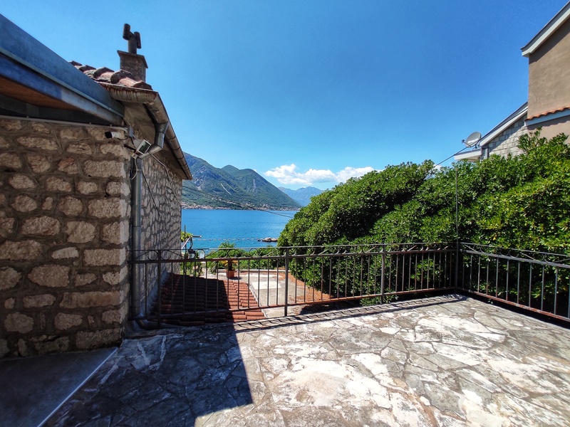 Waterfront Stone House For Sale Dobrota (9)
