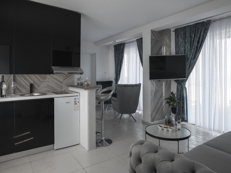 Five Bedroom Villa For Sale In Budva (27)