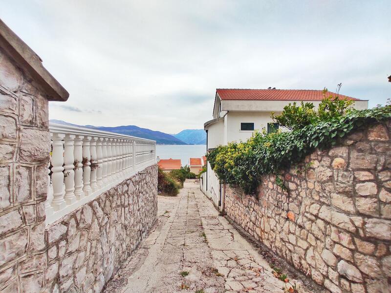Spacious Sea View House For Sale In Krasici (6)