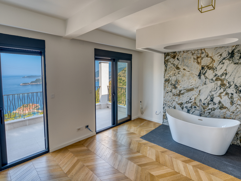 Three Bedroom Sea View Apartments In Budva (3)
