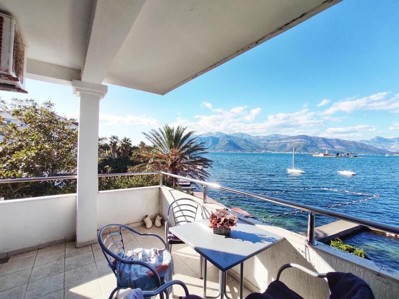 Waterfront Apartment For Sale In Tivat (2)