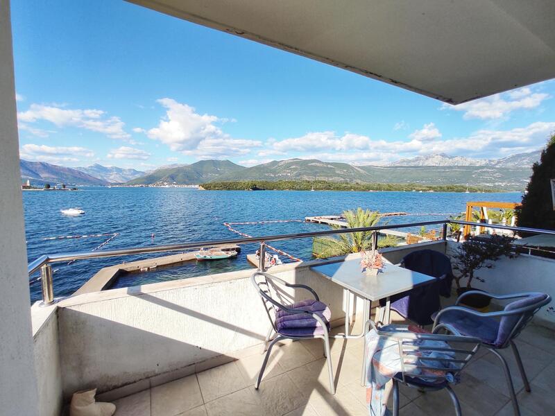 Waterfront Apartment For Sale In Tivat (3)