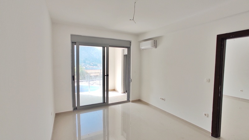 One Bedroom Apartment For Sale In Dobrota (15)
