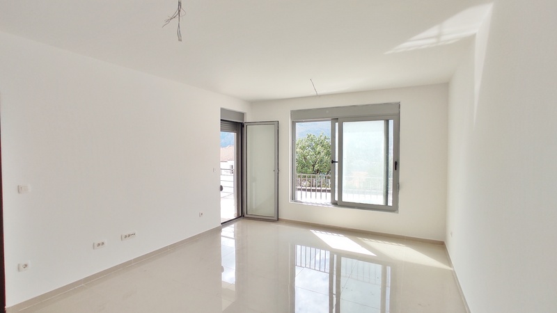 One Bedroom Apartment For Sale In Dobrota (6)