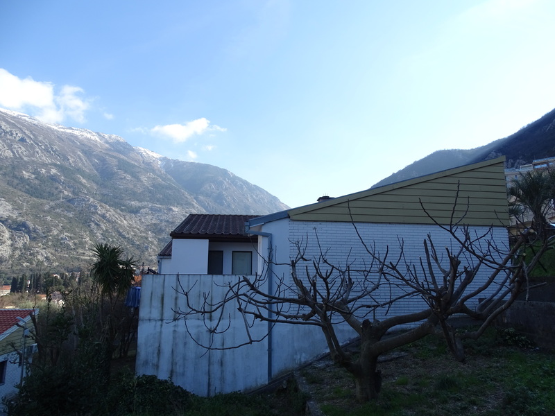 House On A Great Location With Views Of Kotor Bay (19)