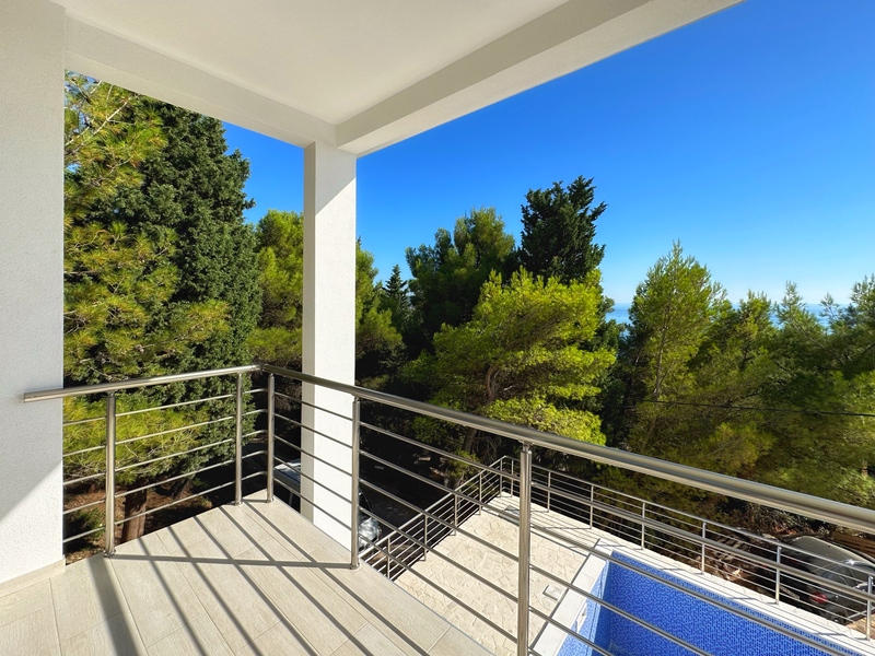 Modern House for Sale in Bar Montenegro (13)
