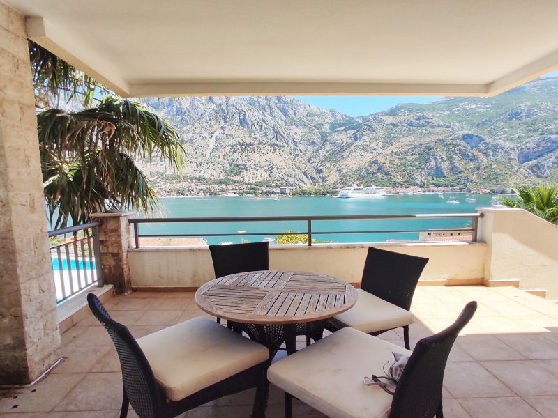 Apartment With Sea View In Kotor Bay (1)