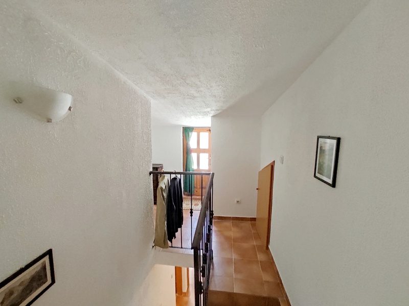 Charming Kotor Old Town Apartment For Sale (13)