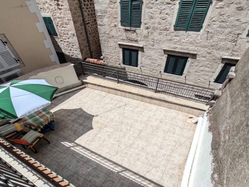 Charming Kotor Old Town Apartment For Sale (4)