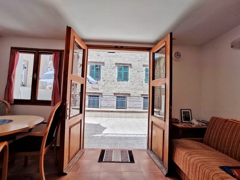 Charming Kotor Old Town Apartment For Sale (9)