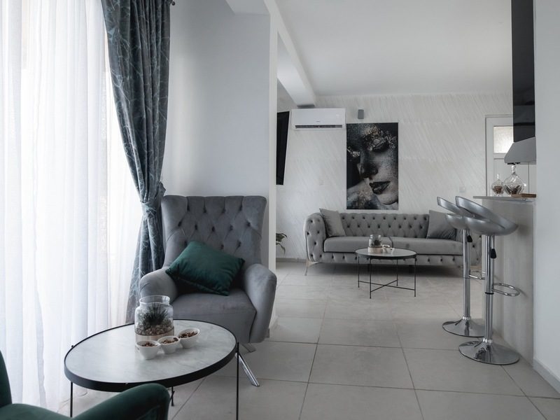 Five Bedroom Villa For Sale In Budva (26)