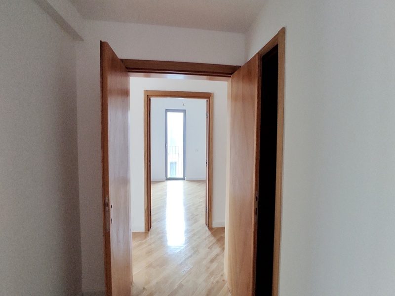 Four Bedroom Penthouse In Dobrota (2)
