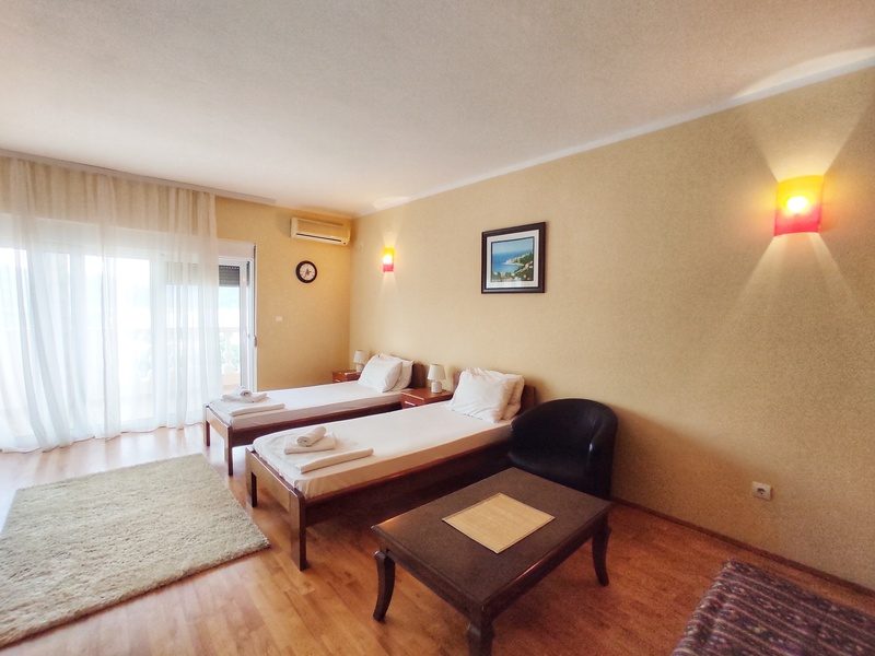 Hotel For Sale In Budva (2)