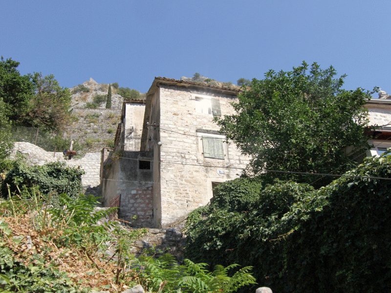 House-for-Reconstruction-in-Kotor-Old-Town-2