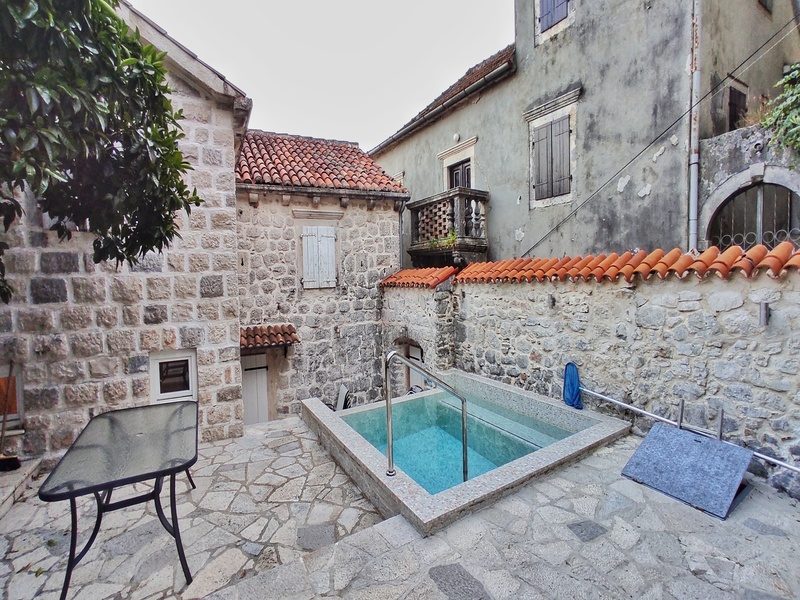 House For Sale, Perast (12)