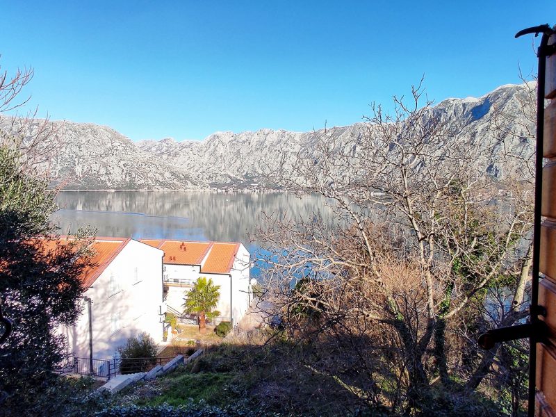 House-in-a-peaceful-location-in-Kotor-Bay-16