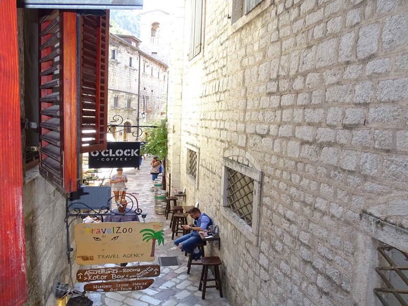 Kotor-Old-Town-Hostel-Apartment-10
