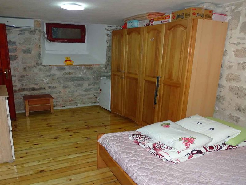 Kotor-Old-Town-Hostel-Apartment-4