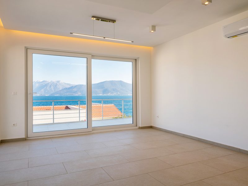 Luxury Sea-View Apartments in Krasici