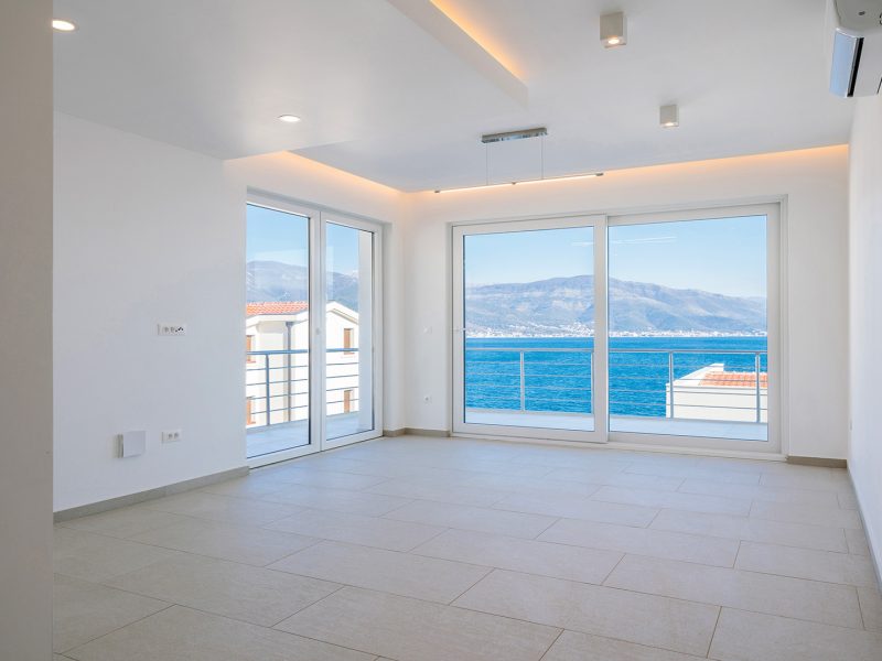 Luxury Sea-View Apartments in Krasici