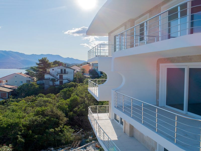 Luxury-Sea-View-Apartments-in-Krasici-8