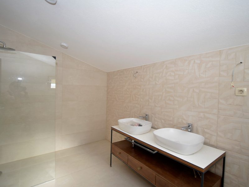 New-Apartments-for-Sale-in-Prcanj-22