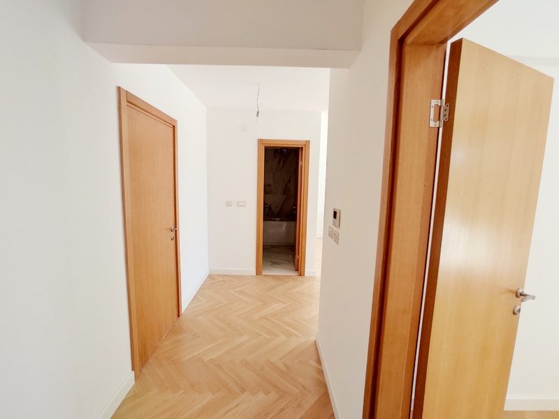 New Two Bedroom Apartment For Sale In Dobrota (14)