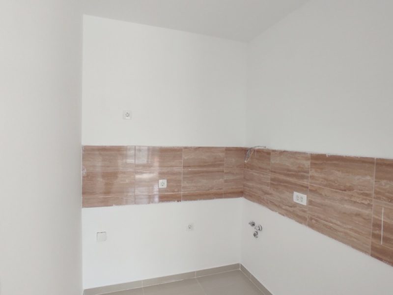 One Bedroom Apartment For Sale In Dobrota (5)