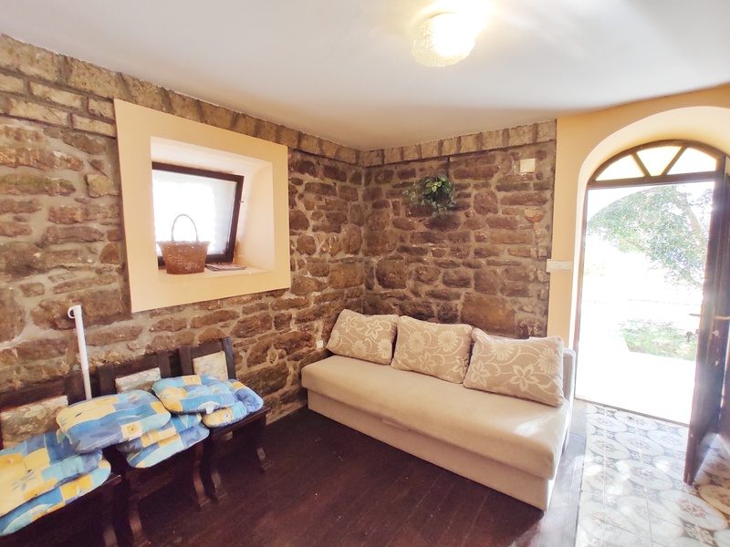 One Bedroom Apartment With Garden In Herceg Novi (10)