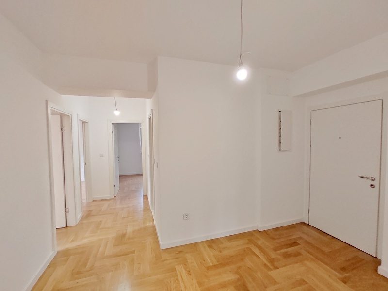 Three Bedroom Apartment In Herceg Novi (22)
