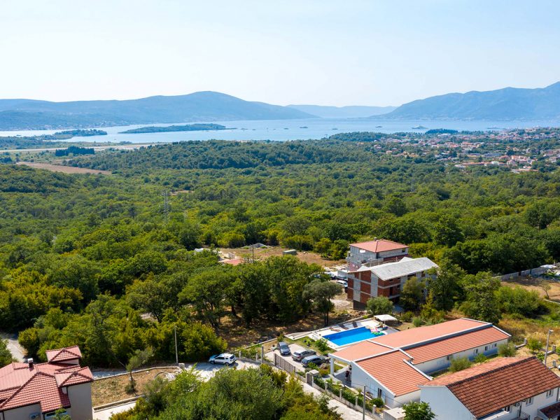 Villa-with-Swimming-Pool-for-Sale-in-Tivat_3
